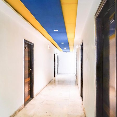 Hotel O Bridge Ahmedabad Exterior foto