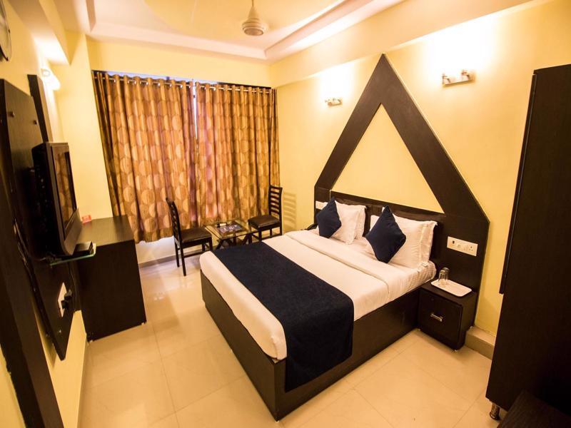 Hotel O Bridge Ahmedabad Exterior foto